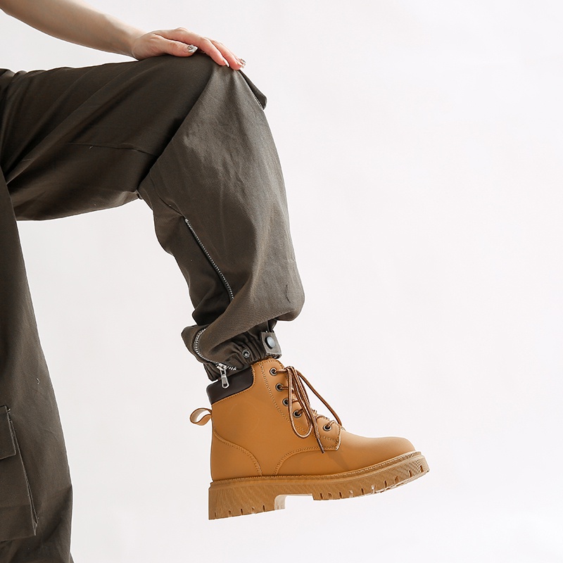 Giày Bốt Martin Da Lộn Gót Vừa Mũi Tròn Màu Vàng Thời Trang Cho Nữ