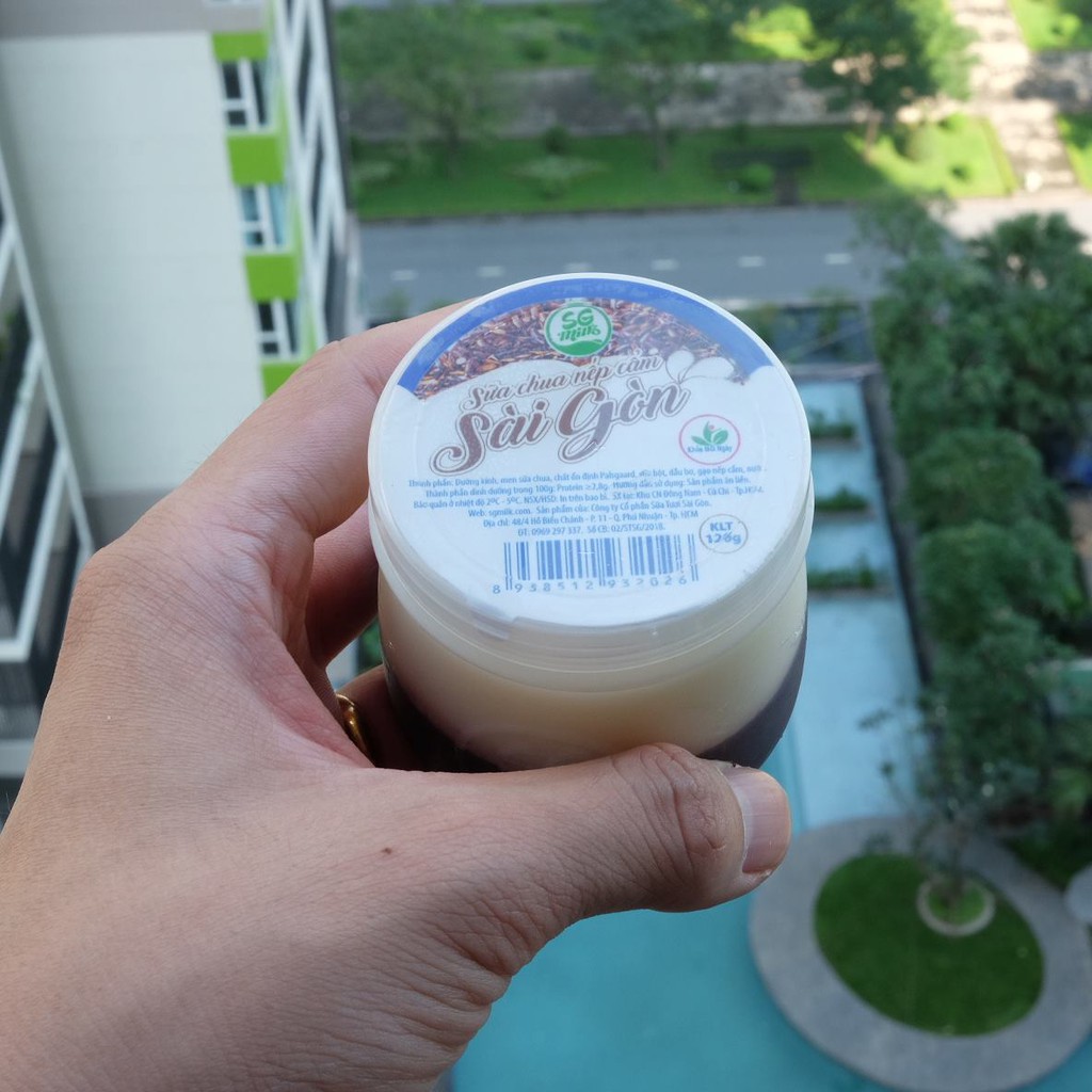 Sữa Chua Phô Mai Sài Gòn - Sgmilk - 1 Lốc 4 Hũ