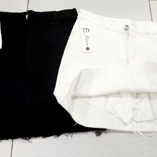 CHÂN VÁY KAKI TUA RUA CHẤT KAKI CO DÃN THOẢI MÁI VỀ 2 MÀU TRẮNG, ĐEN , KÈM QUẦN BẢO HỘ BÊN TRONG