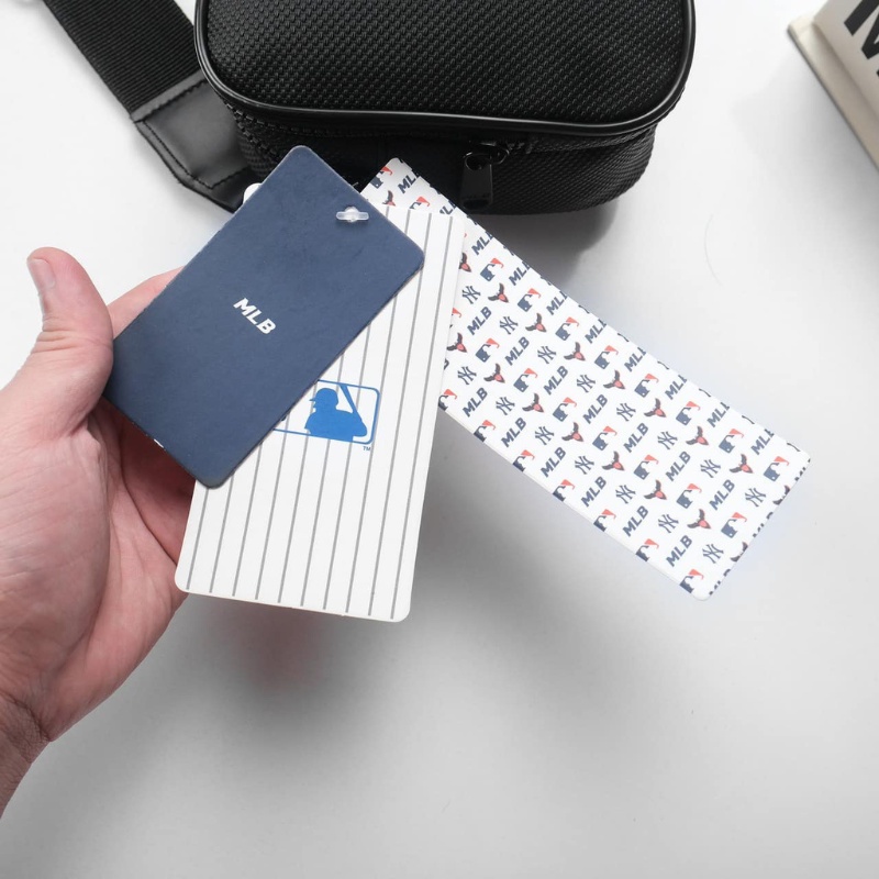 Mũ lưỡi trai nam nữ chất liệu Cotton logo thêu