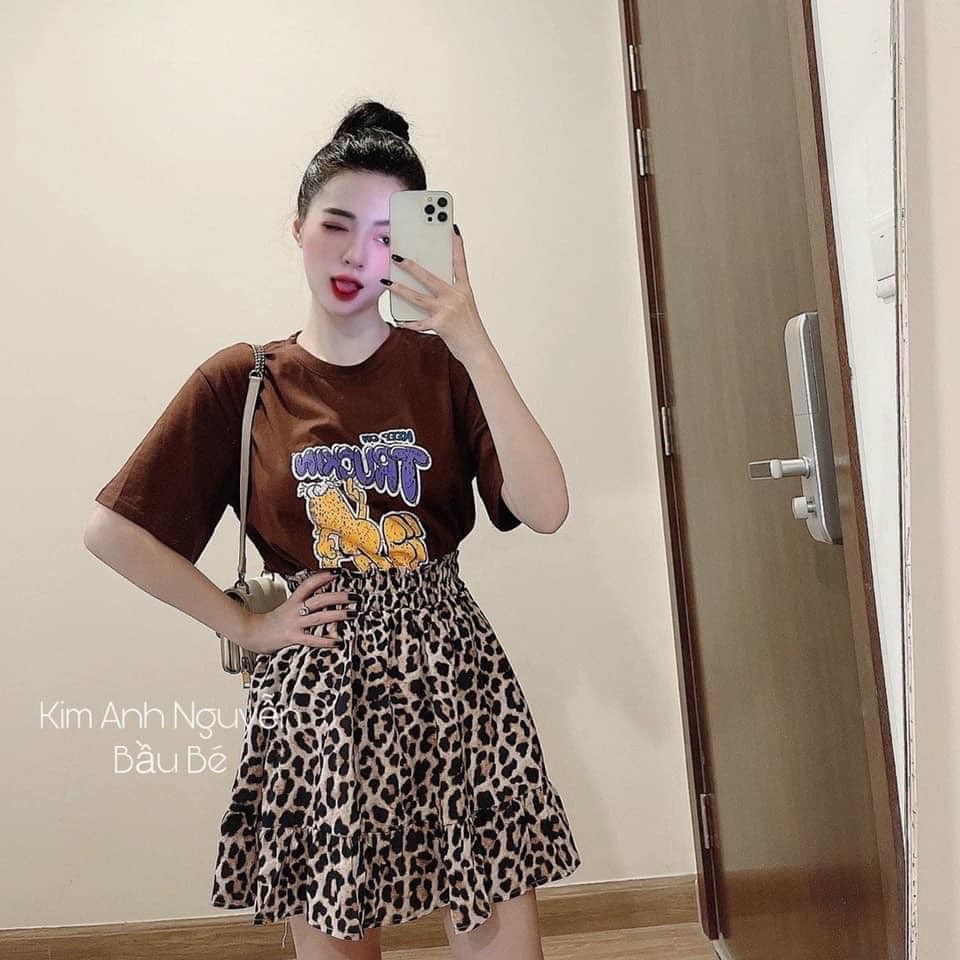 Đồ bộ nữ set áo phông nâu hoat hình mix chân váy báo