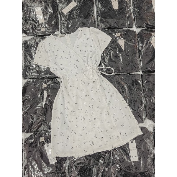 [Hình thật] Đầm hoa đắp chéo cột eo Vintage siêu xinh | BigBuy360 - bigbuy360.vn