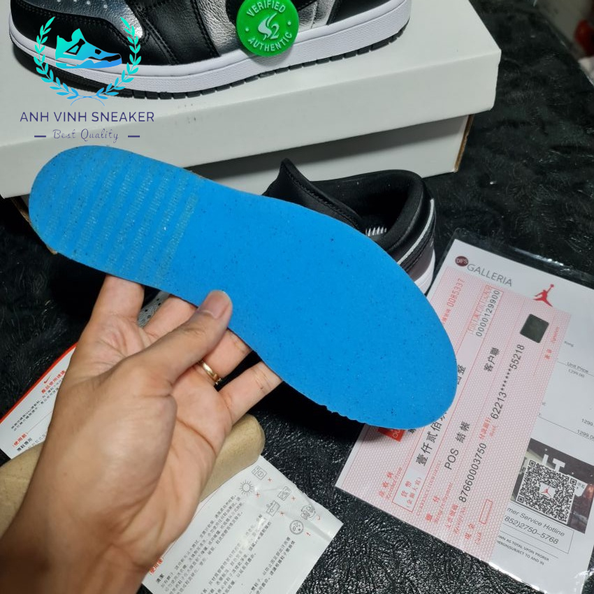 Giày thể thao sneaker nam nữ jordan 1 cổ thấp màu đen bạc