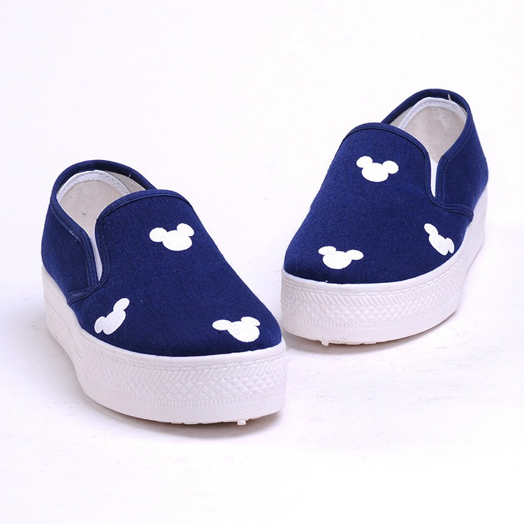 Giày slip on giày mũi tròn đế độn gấu cute 1820 dieuphan