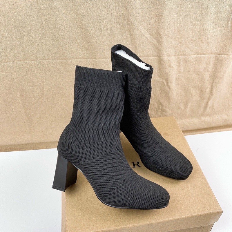 Bốt boot lửng zara len gót trụ xuất dư fullbox tag mác