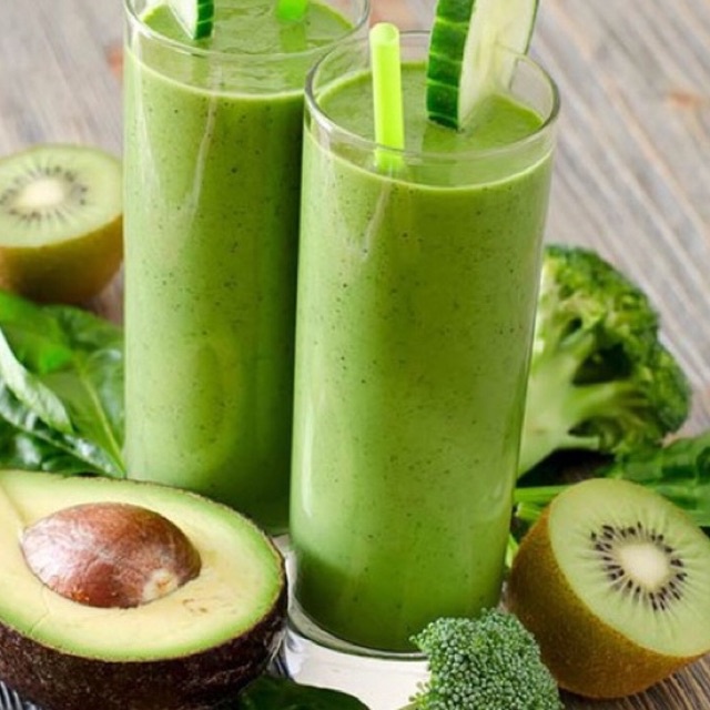 Cây giống bơ 034 quả dài cơm vàng hạt nhỏ