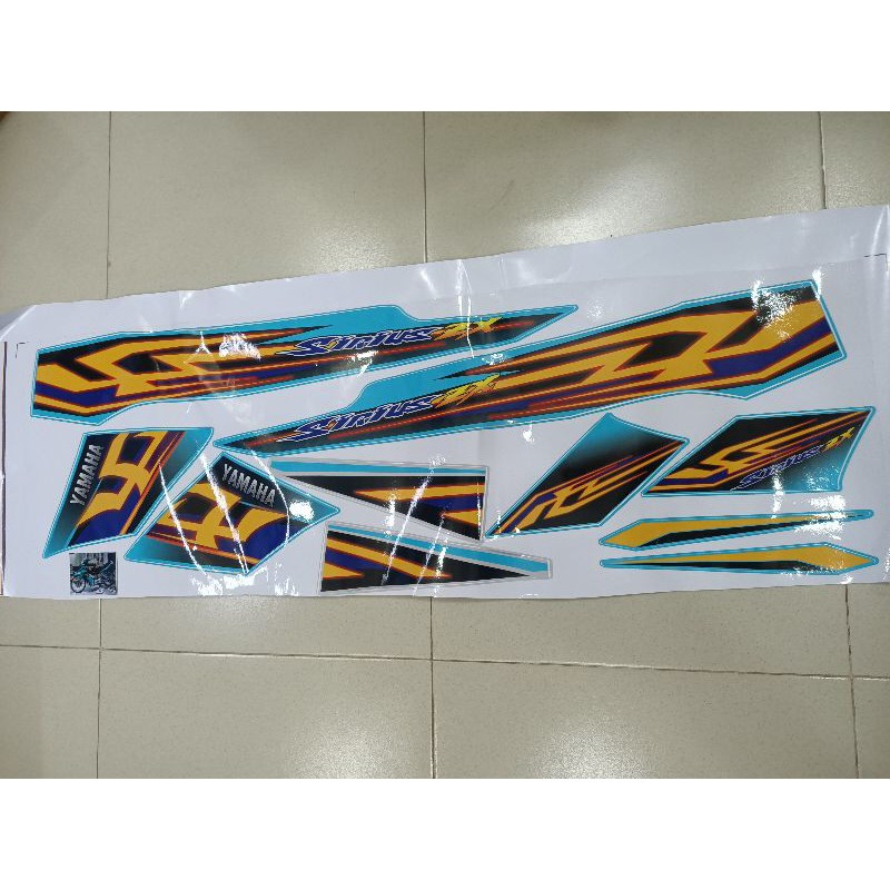 Dàn áo Sirius màu ngọc lục bảo bạc tặng choá đèn, đèn lái, ốc và tem như hình xe😍