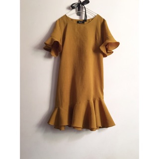 Đầm linen suông tay loe đuôi cá