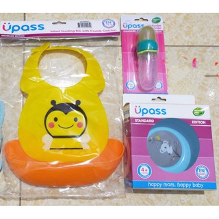 Yếm ăn dặm Upass + bát chống trượt + bình bóp thức ăn