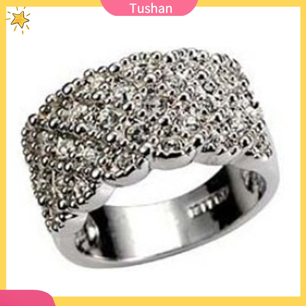 Nhẫn Đính Hôn Đính Đá Sang Trọng