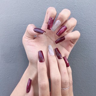 Móng giả tự gắn màu đỏ trắng xinh xắn A61