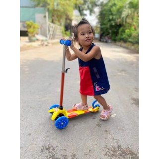 Xe trượt scooter quà grow cho bé