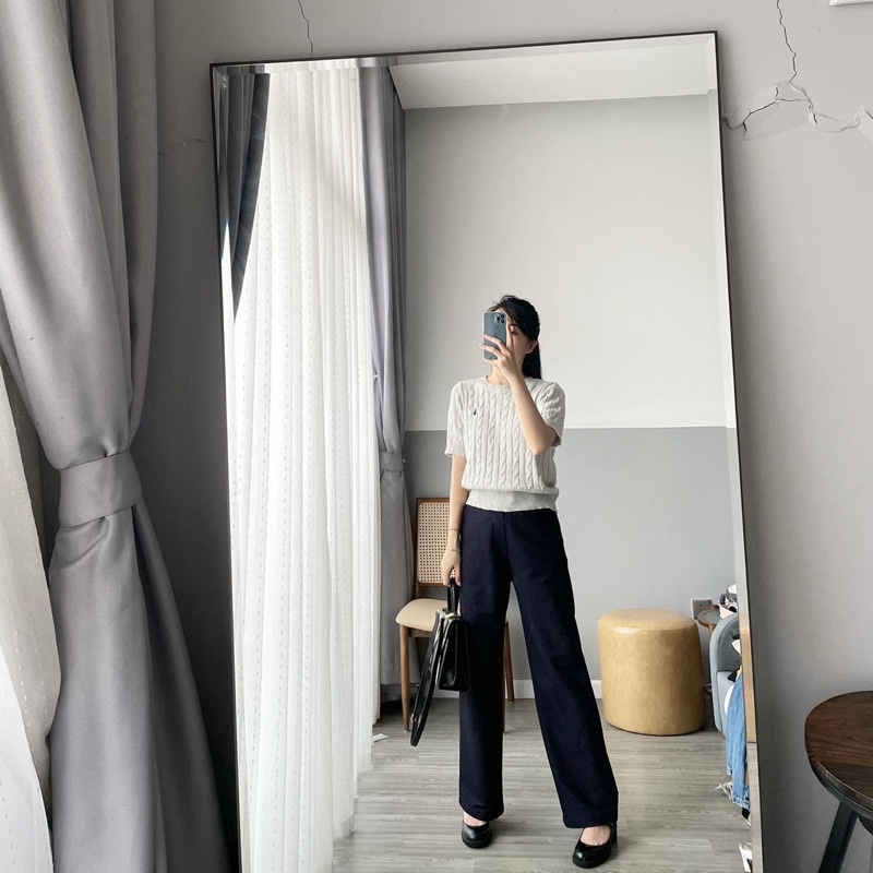 Áo len thừng logo ngực