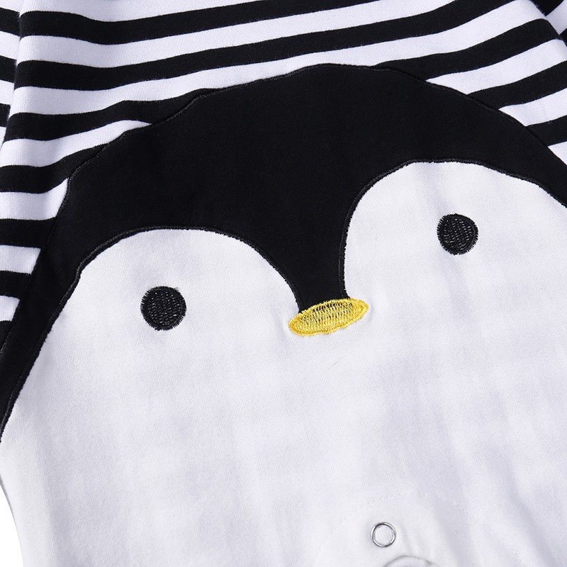 Áo liền quần sọc ngang in hình chim cánh cụt dễ thương cho bé