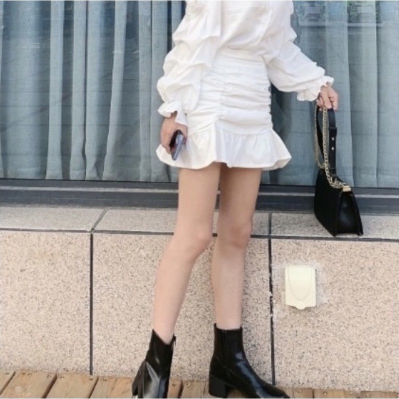 CHÂN VÁY NGẮN ĐUÔI CÁ NHÚNG CẠP CAO CÓ QUẦN TRONG HÌNH THẬT | BigBuy360 - bigbuy360.vn