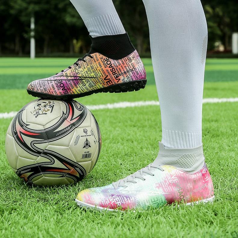 1black/1white TF Futsal Shoes Giày đá bóng CR7 cổ cao dành cho sân cỏ nhân tạo 35-46 Plus Size Soccer Shoes /l8* "
