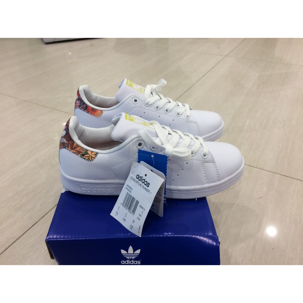 Giày thể thao stan smith gót hoa mầu vàng 👟