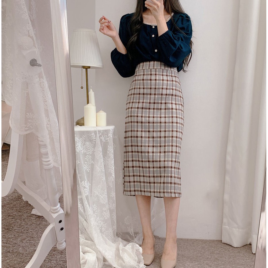 Bộ Áo Phối Ren + Chân Váy Lưng Cao Sọc Ca Rô Xinh Xắn Cho Nữ 38051