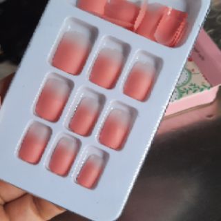 Bộ 24 móng tay giả nhám hồng