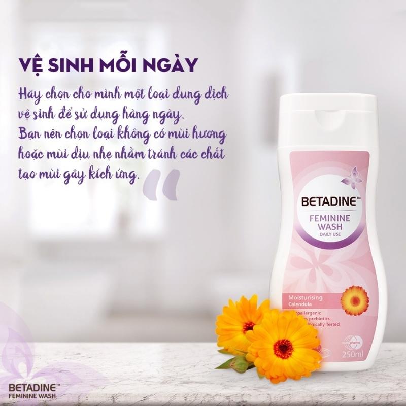 Dung Dịch Nước Rửa Vệ Sinh Phụ Nữ BETADINE DDVS 100ML Nước Rửa Phụ Khoa Vùng Kín Bé Gái Phụ Nữ Sau Sinh Từ Thảo Dược