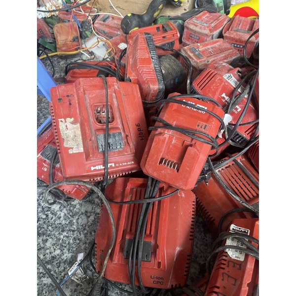 em có rất nhiều các loại pin sạc hilti hàng bãi đa test và chọn lọc kỹ