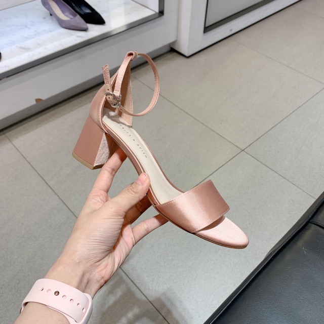 Giày sandal cnk dáng mới