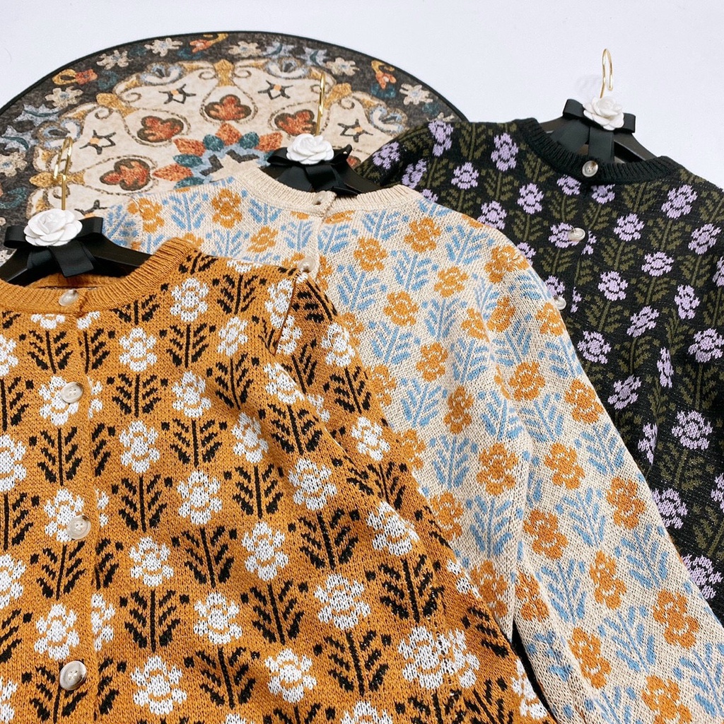 Áo khoác len cardigan hoa vintage