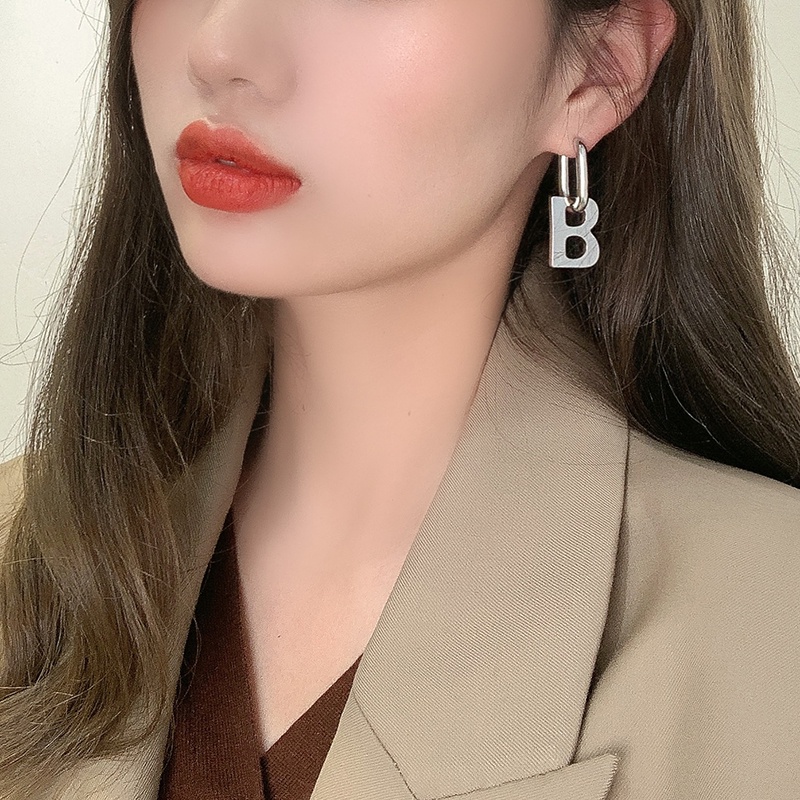Khuyên Tai Nữ Hình Chữ B Thời Trang Hàn