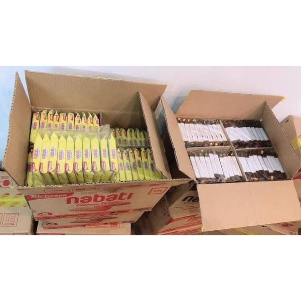 SÉT 2 GÓI BÁNH NABATI VỊ SOCOLA MIX PHÔ MAI KHÁCH ĂN THỬ