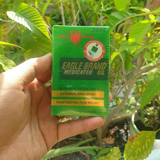 Dầu gió singapore 2 nắp hiệu con ó 24ml