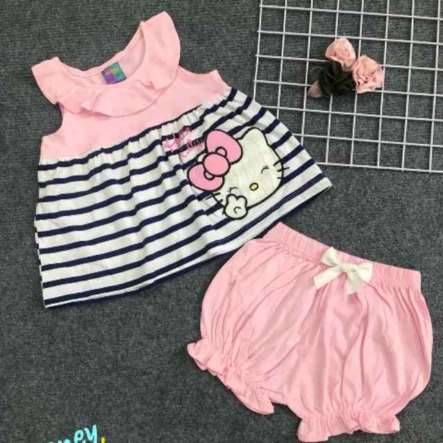 Bộ thun bé gái cưng quá Mom ơi