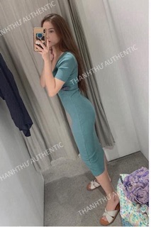 VÁY BODY TĂM CỔ VUÔNG