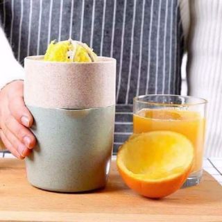DỤNG CỤ VẮT CAM LÚA MẠCH
