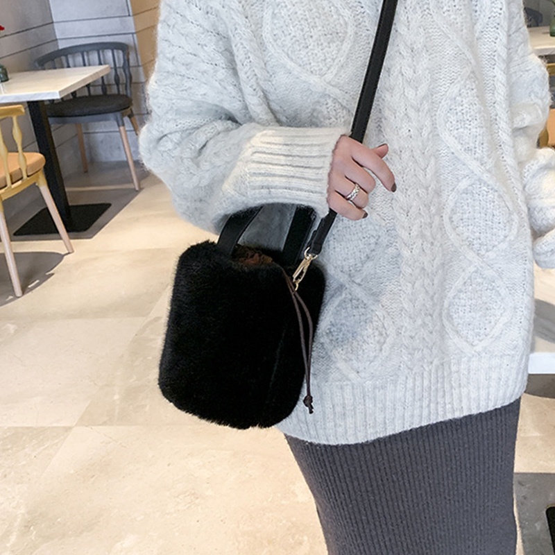 brroa Bucket Bag Handbag Fashion Faux Fur Winter Bags Women Shoulder Crossbody Ladies Plush Tote Purse