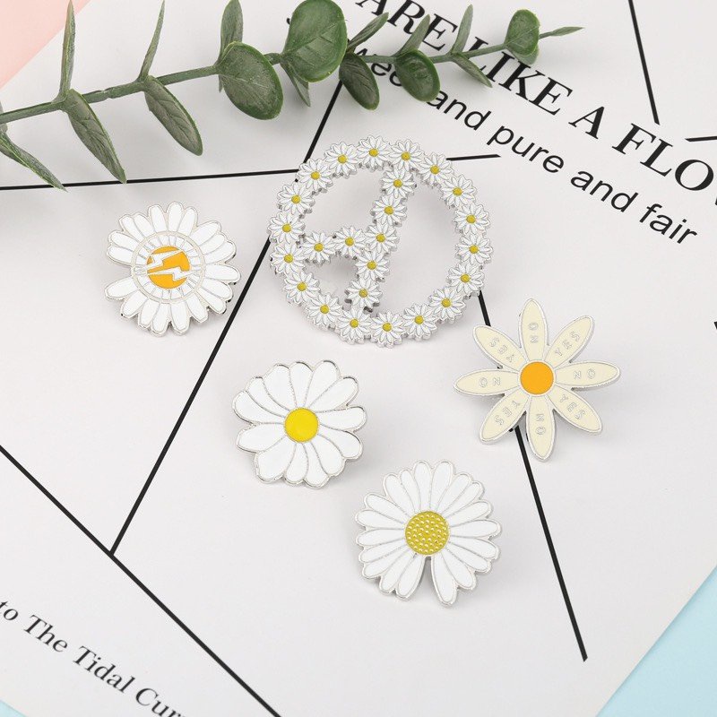 Phụ kiện cài áo Vamino hoa cúc hot trend phong cách cực đẹp PK9