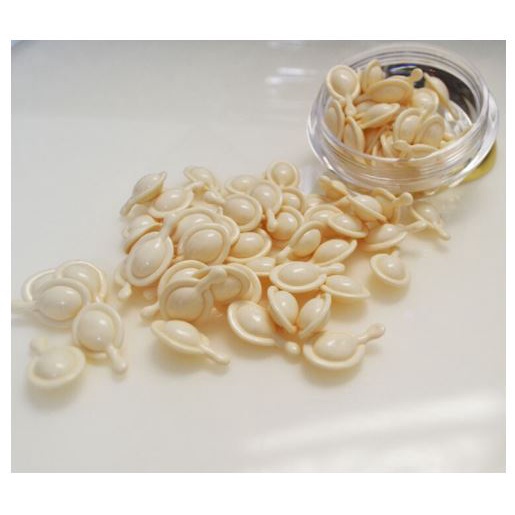 Viên nang màu vàng chứa tinh chất sụn tái tạo làm trắng sáng da