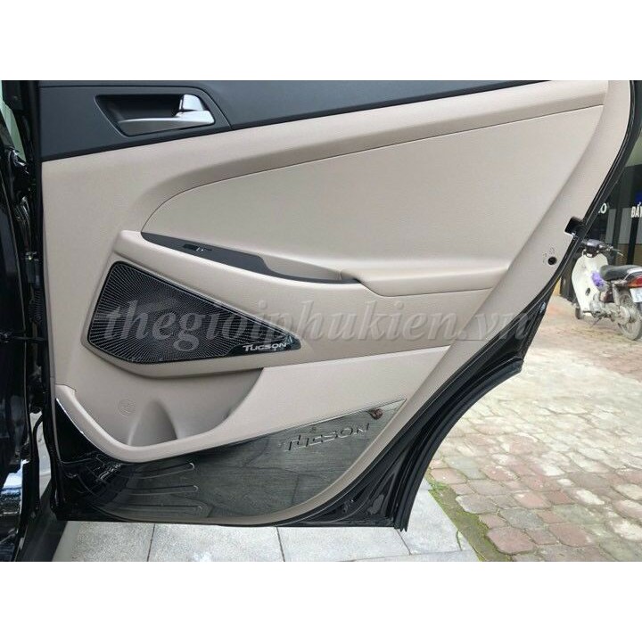 Ốp chống xước Tapli, Táp li cửa Hyundai Tucson 2016-2021 - vân titan( hàng cao cấp)