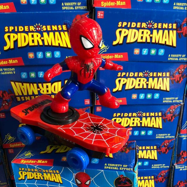 Nguoi nhện lướt ván