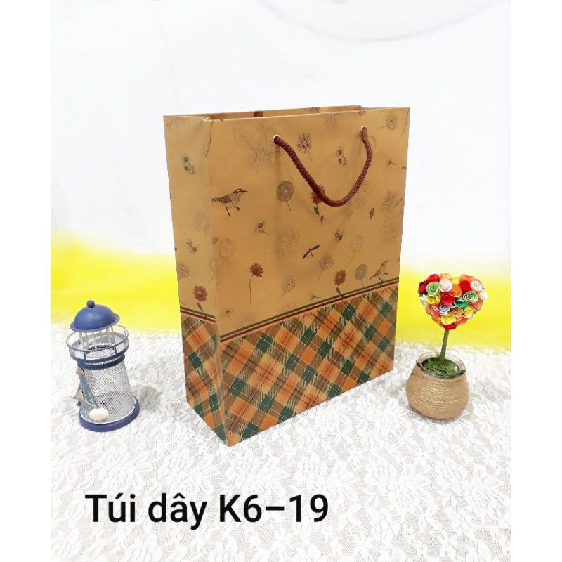 Túi giấy kraft 25x32x9.5 70k 10 túi