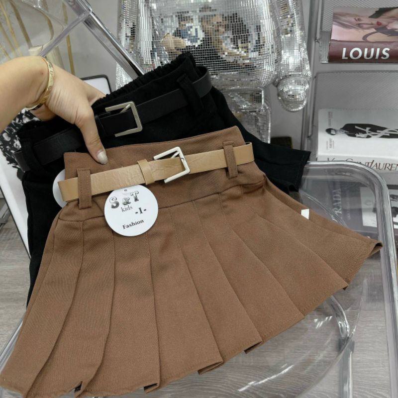 Chân váy  xếp ly có quần trong xịn sò bé gái