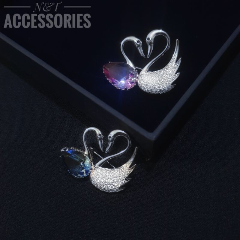 Cài Áo Pha Lê Thiên Nga