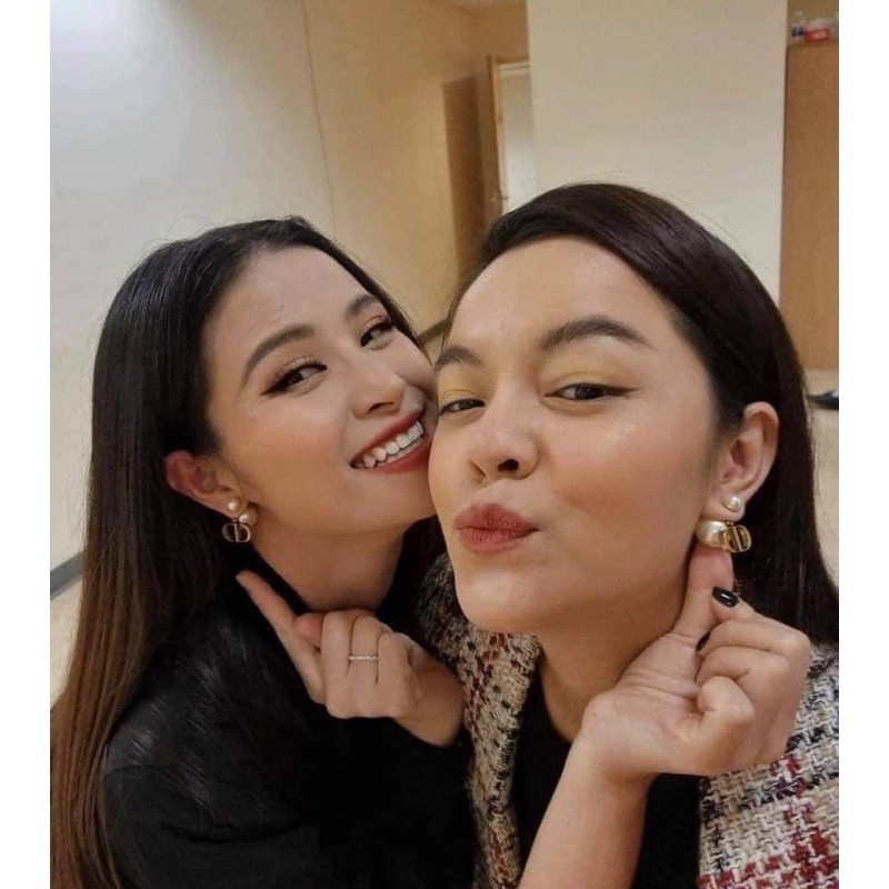 Bông tai CD ngọc hót trend . hàng sẵn