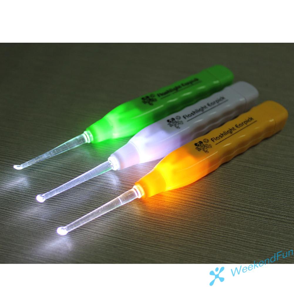 Dụng Cụ Lấy Ráy Tai Có Đèn Led Tiện Lợi