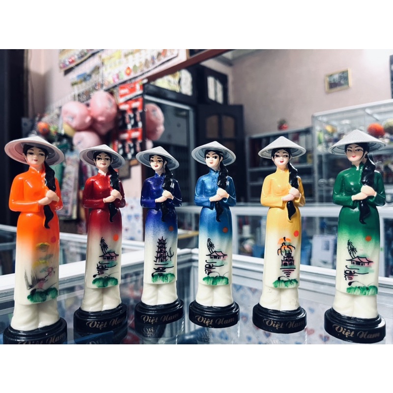 Hình tượng cô gái Việt Nam