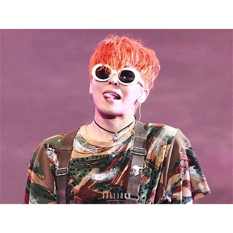 Kính Mát Hình Oval Gọng Trắng Đen Phong Cách Hip Hop JP5