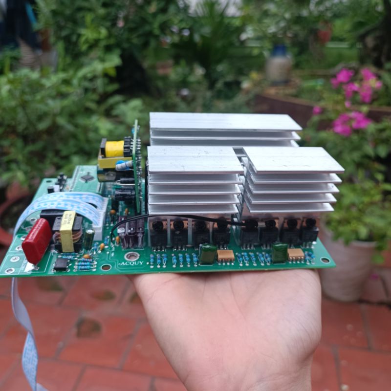 Mạch kích điện Inverter Sin chuẩn có sạc 4000w