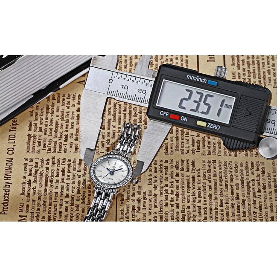 Đồng Hồ Nữ Đính Đá Cao Cấp Chronograph WWOOR- F135