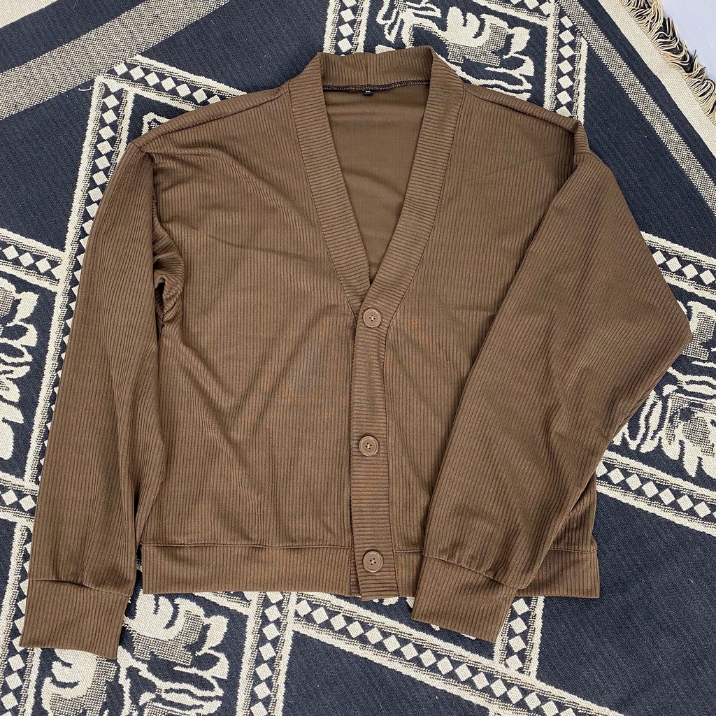 Áo cardigan màu nâu len tăm form crop 2plus 2+