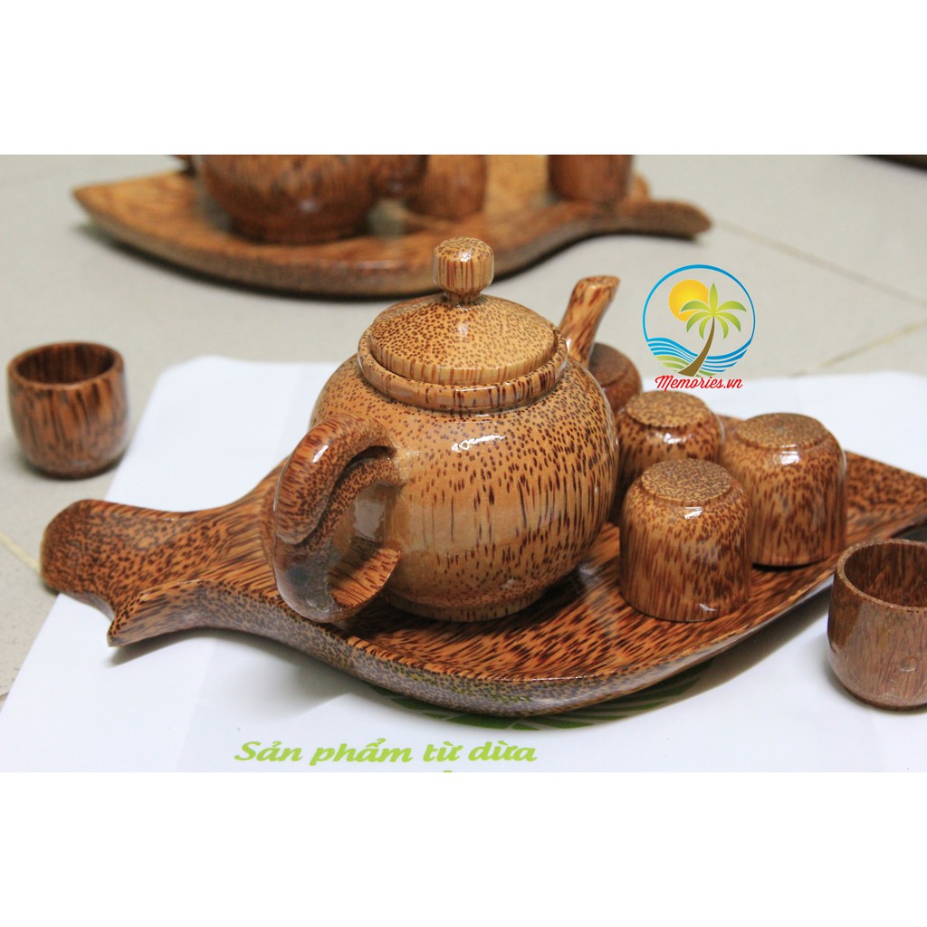 Bộ Bình Trà Bằng Gỗ Dừa Hình Chiếc Lá - Gồm 1 ấm trà, 1 đĩa chiếc lá, 6 ly tách - Quà tặng trang trí lễ Tết Memories.vn