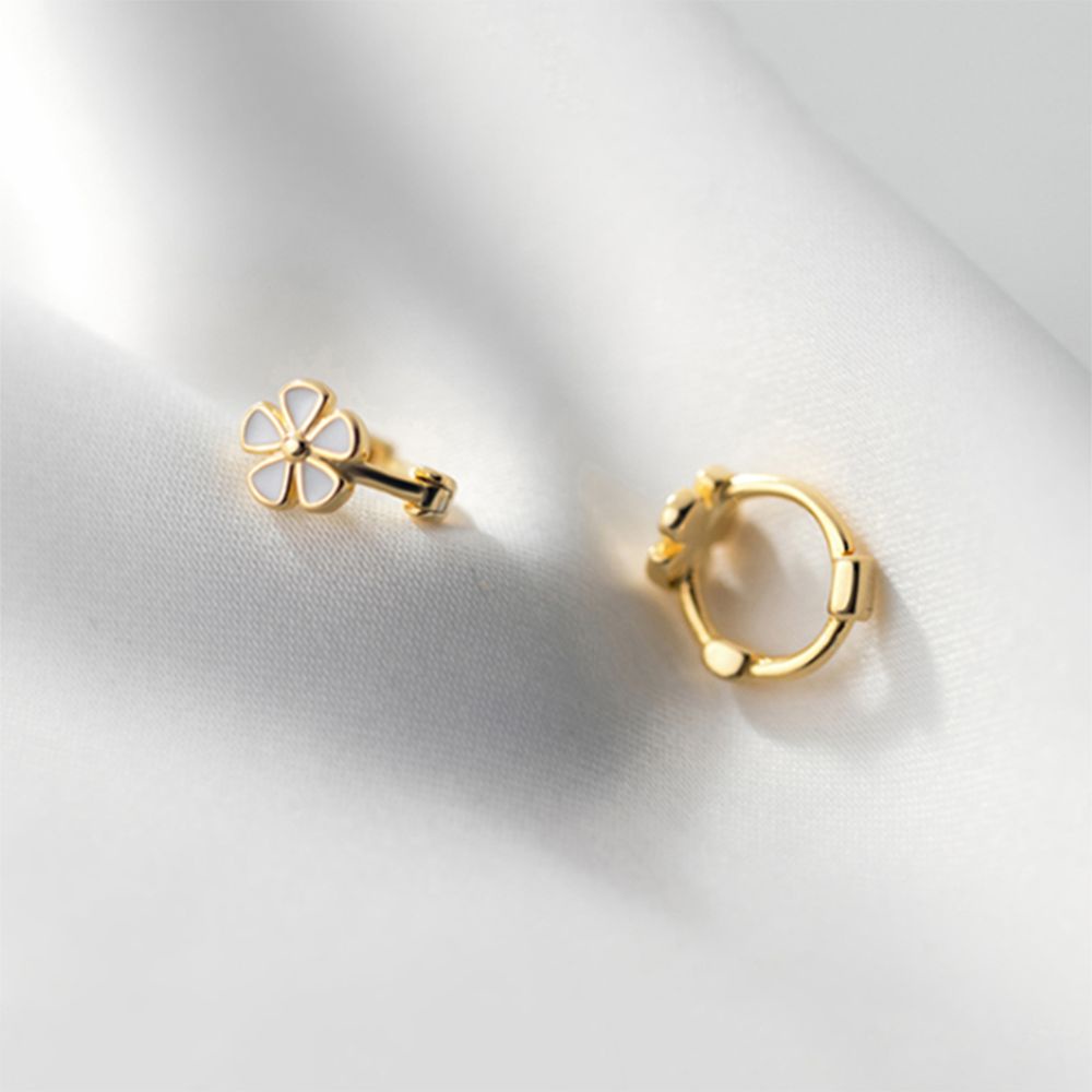 Bông Tai Hình Hoa Màu Bạc Thời Trang Hàn Quốc Cho Nữ 1